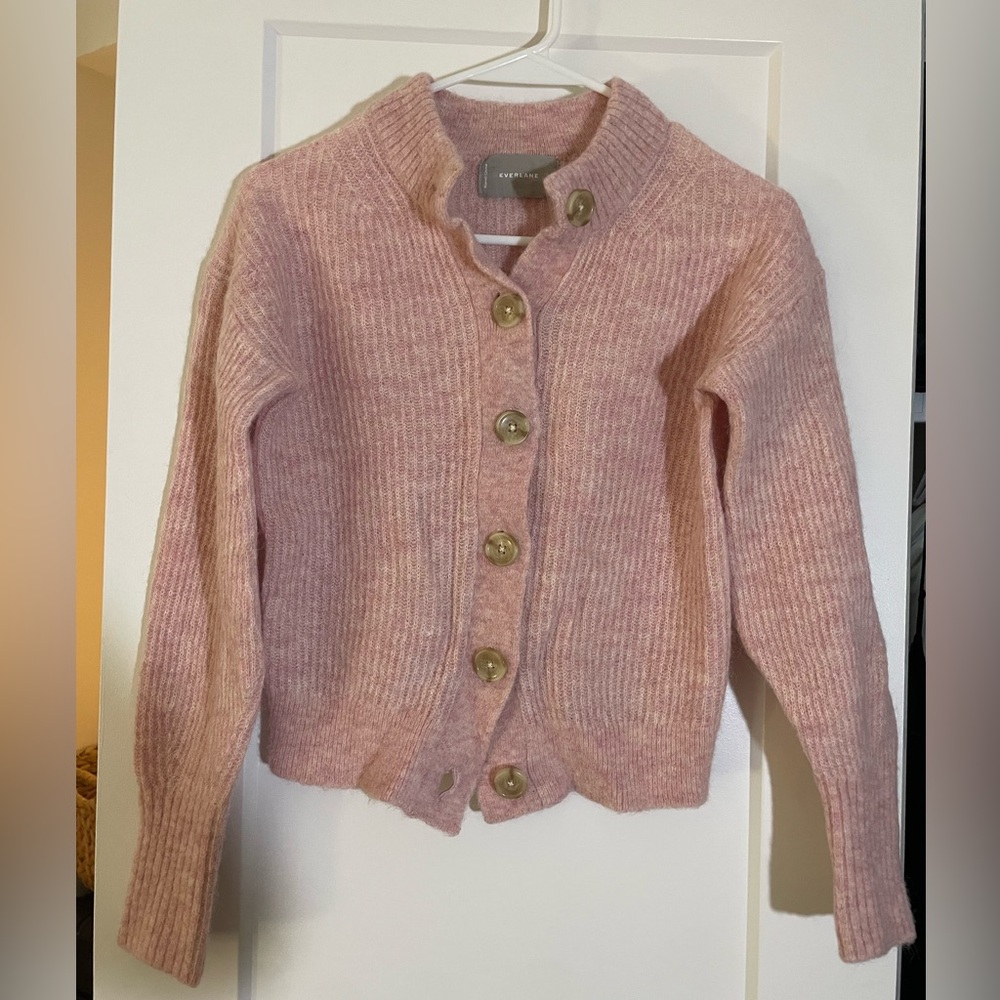 Chic Pink Sweater from Everlane - Effortless Style and Comfort